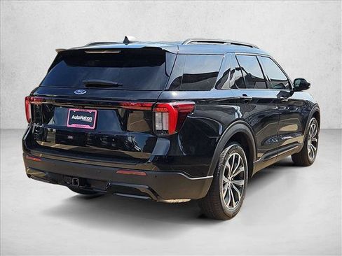 New 2026 Ford Explorer ST-Line w/ Premium Package image 2