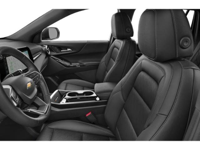 Used 2026 Chevrolet Equinox LT FWD image 12