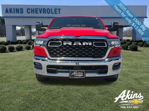 Used 2025 RAM 1500 Big Horn AWD/4WD image 9