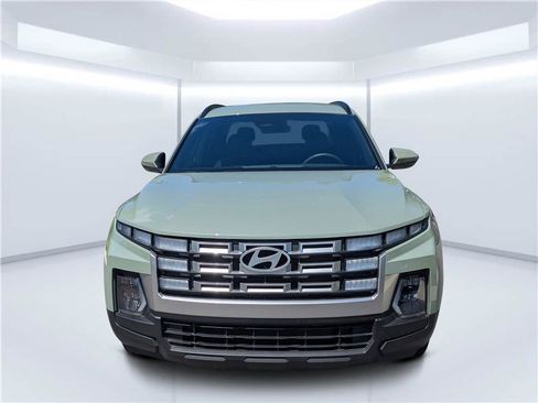 Used 2026 Hyundai Santa Cruz SEL FWD image 8