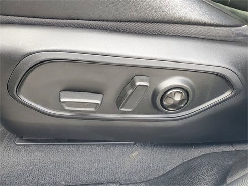 Used 2023 Jeep Grand Cherokee L Limited image 21