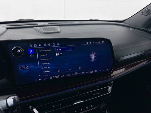 Used 2025 Chevrolet Traverse RS w/ LPO, Floor Liner Package image 19