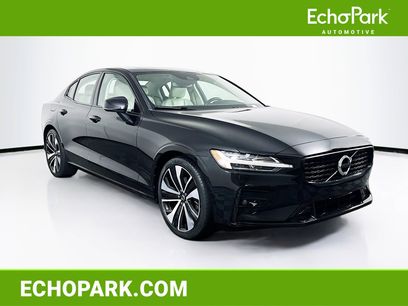 Used 2022 Volvo S60 B5 Momentum w/ Premium Package