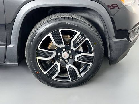Used 2019 GMC Acadia SLT w/ Black Edition AWD/4WD image 40