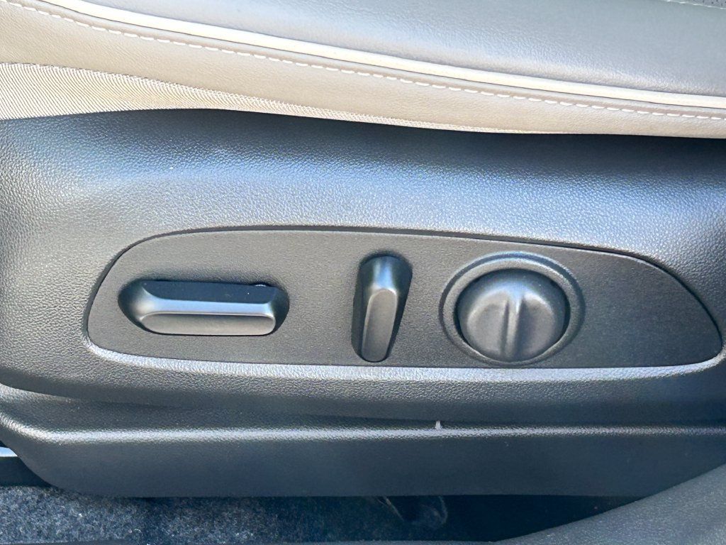 Used 2024 Buick Envista Avenir FWD image 62