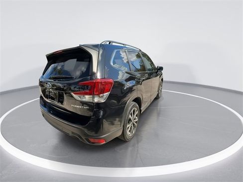 Used 2023 Subaru Forester Limited image 8