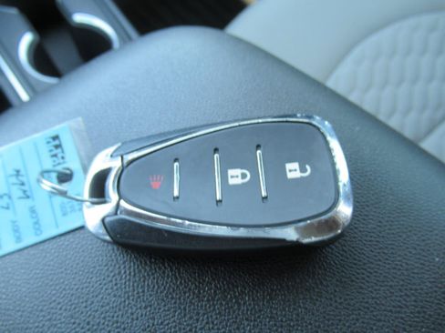 Used 2019 Chevrolet Equinox LS w/ LS Convenience Package FWD image 28