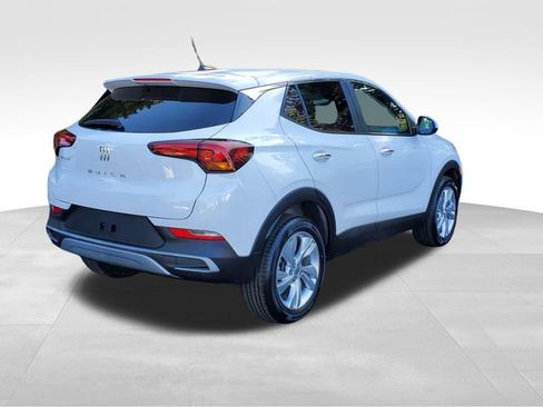 Certified 2024 Buick Encore GX Preferred w/ Comfort Package AWD/4WD image 5