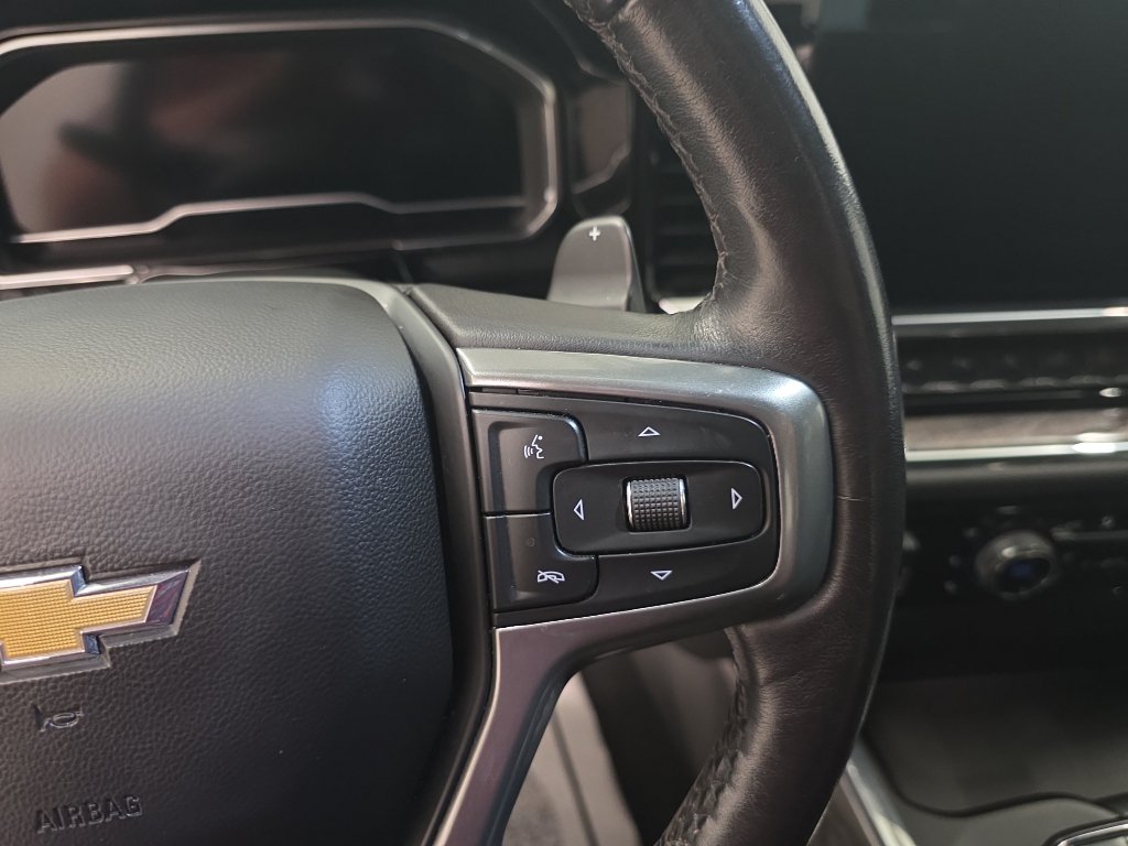 Used 2023 Chevrolet Silverado 1500 LTZ AWD/4WD image 27