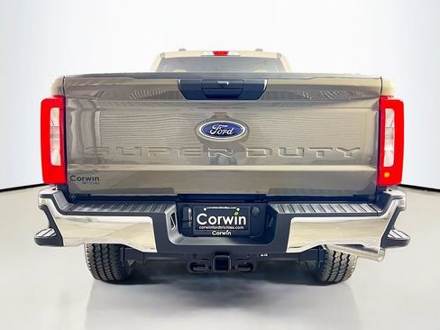 New 2026 Ford F350 XLT w/ FX4 Off-Road Package AWD/4WD image 13