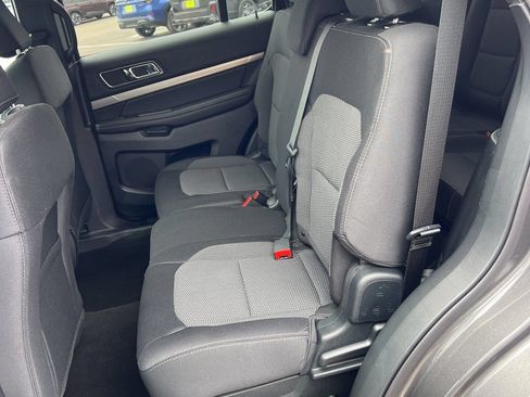 Used 2019 Ford Explorer XLT w/ Class III Trailer Tow Package AWD/4WD image 7