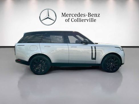 Used 2025 Land Rover Range Rover SE AWD/4WD image 4