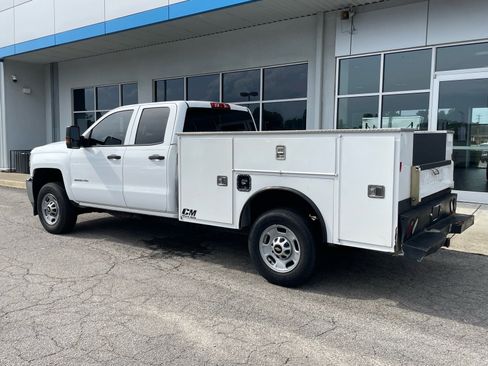 Used 2019 Chevrolet Silverado 2500 W/T w/ WT Convenience Package RWD image 3