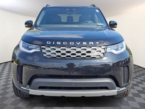 New 2025 Land Rover Discovery S image 2