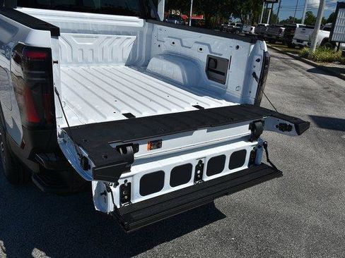 New 2026 GMC Sierra EV Elevation image 16