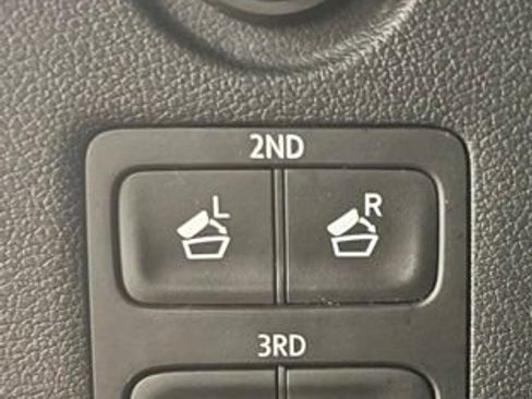 Used 2025 Hyundai Palisade Calligraphy AWD/4WD image 37