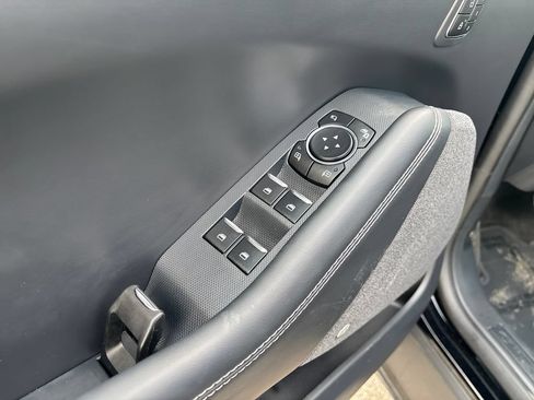 Used 2025 Ford Mustang Mach-E Premium AWD/4WD image 12