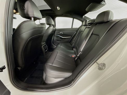 Used 2025 BMW 330i Sedan w/ Premium Package image 25