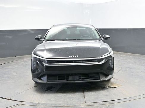 Used 2025 Kia K4 LXS image 2