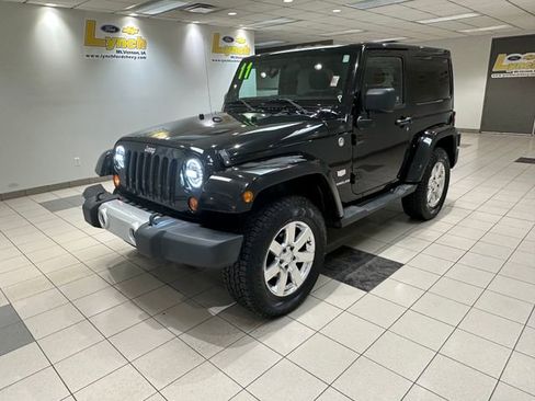 Used 2011 Jeep Wrangler Sahara w/ Dual Top Group image 2