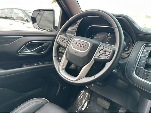 Certified 2024 GMC Yukon SLT image 8
