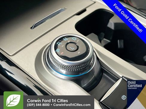 Used 2024 Ford Explorer ST-Line w/ Class IV Trailer Tow Package image 10