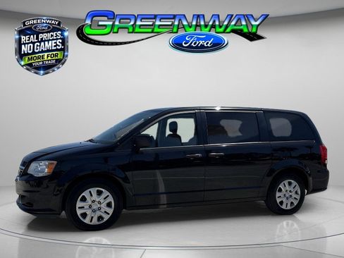 Used 2019 Dodge Grand Caravan FWD image 1