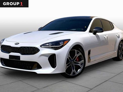 Used 2021 Kia Stinger GT2 RWD image 1