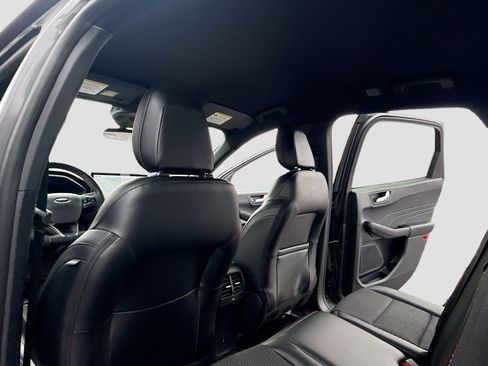 Used 2023 Ford Escape ST-Line w/ Tech Pack #1 image 6