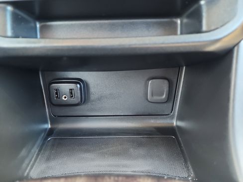 Used 2019 GMC Canyon SLE w/ Trailering Package AWD/4WD image 14