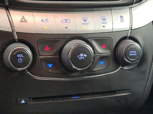 Used 2018 Dodge Journey SE w/ Popular Equipment Group image 5