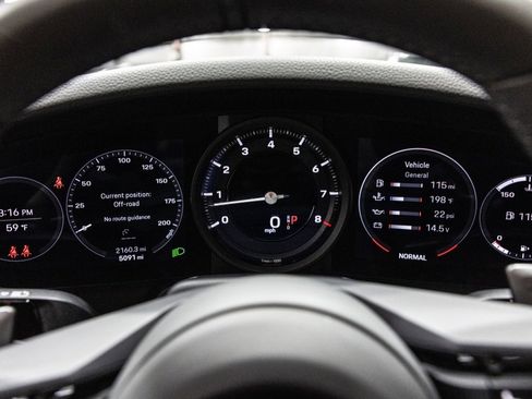 Used 2023 Porsche 911 Carrera w/ Sport Chrono Package image 44