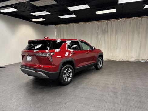 New 2026 Chevrolet Equinox LT w/ Safety and Technology Package AWD/4WD image 4