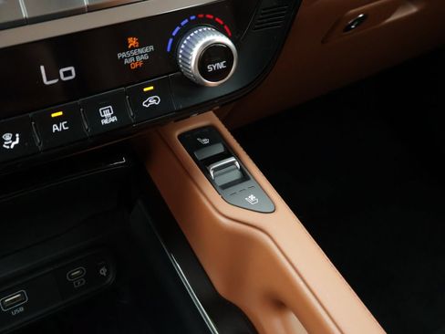 Certified 2024 Kia Telluride EX X-Line AWD/4WD image 41