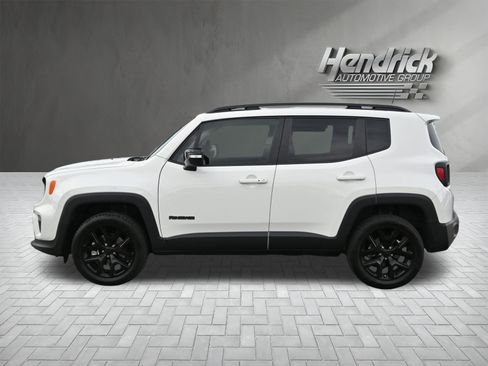 Used 2023 Jeep Renegade Altitude image 9