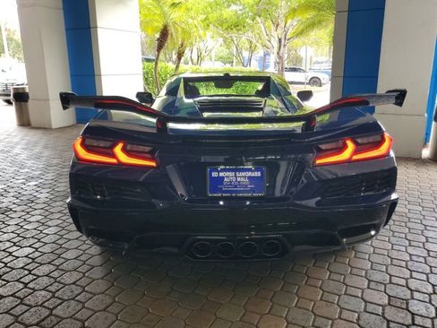 Used 2026 Chevrolet Corvette Z06 w/ Z07 Performance Package RWD image 3