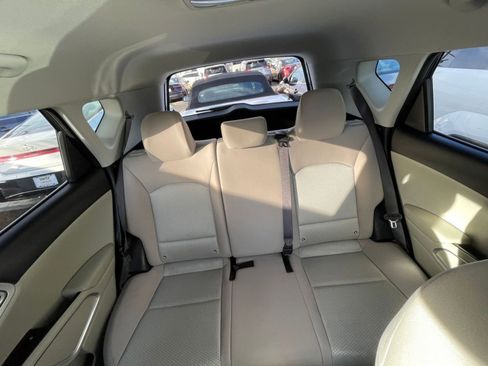 Used 2025 Kia Soul LX w/ LX Technology Package image 33