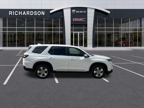 Used 2023 Honda Pilot EX-L image 9