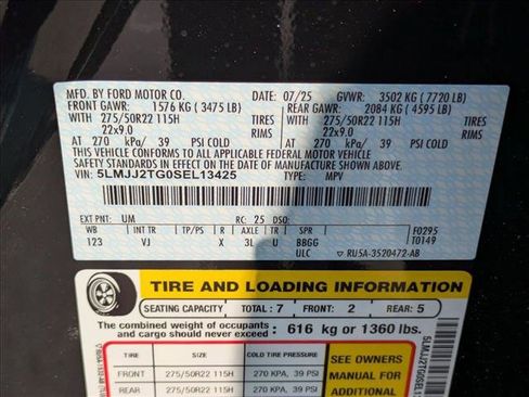 New 2025 Lincoln Navigator Black Label image 17