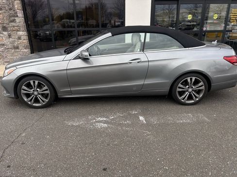 Used 2015 Mercedes-Benz E 400 E 400 image 3