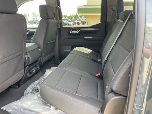 Used 2026 Chevrolet Silverado 1500 LT AWD/4WD image 13