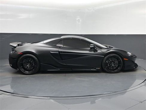 Used 2020 McLaren 600LT Spider image 34
