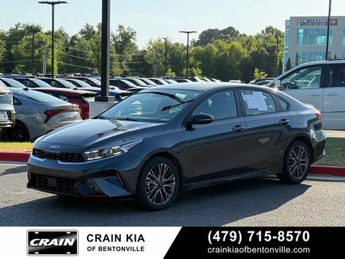 Certified 2024 Kia Forte GT-Line FWD image 3