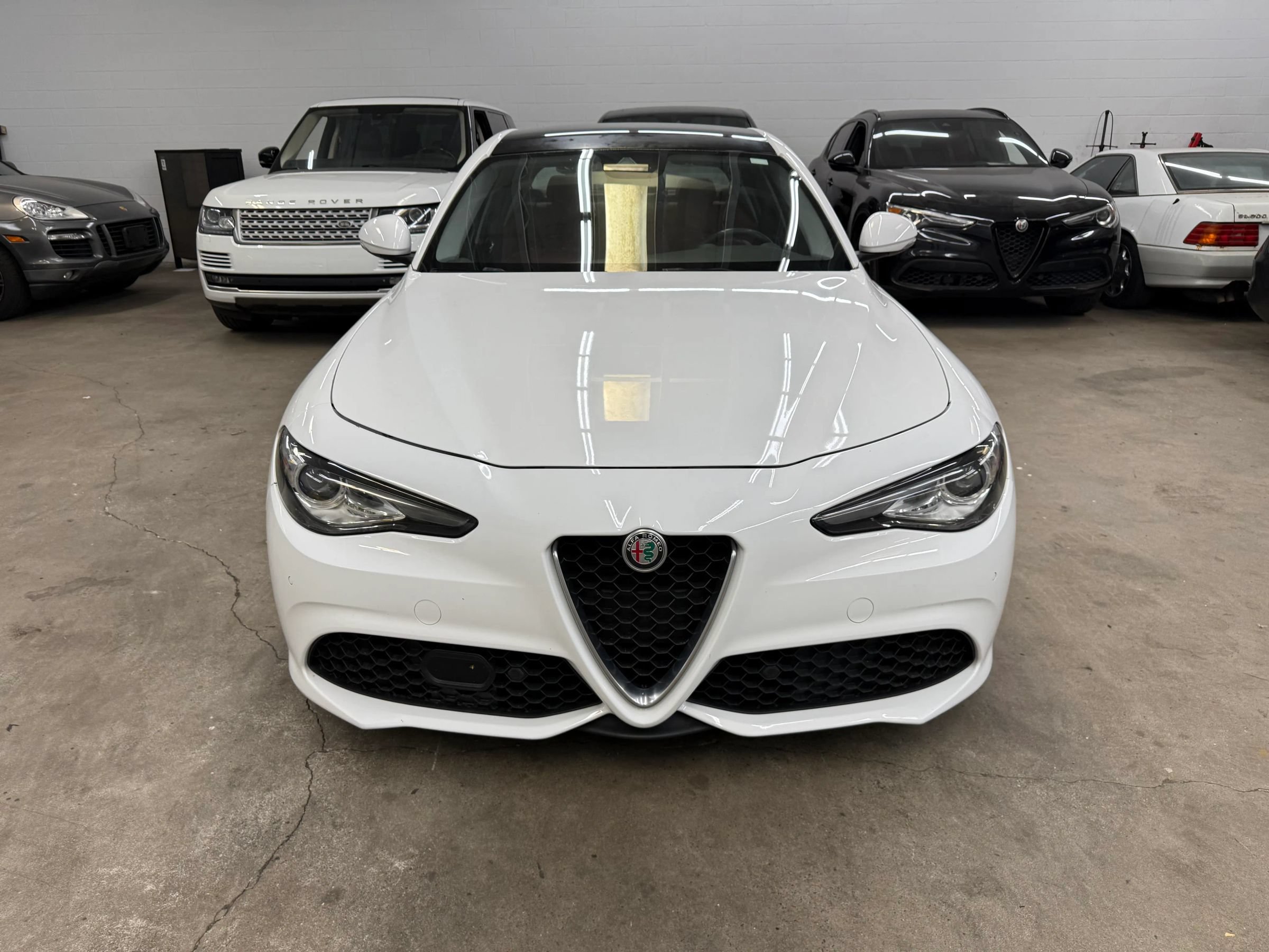 Used 2018 Alfa Romeo Giulia Ti Sport w/ Quick Order Package 22U Sport RWD image 2
