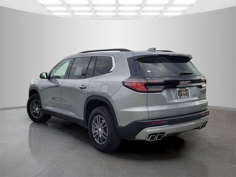 Used 2025 GMC Acadia Elevation image 6