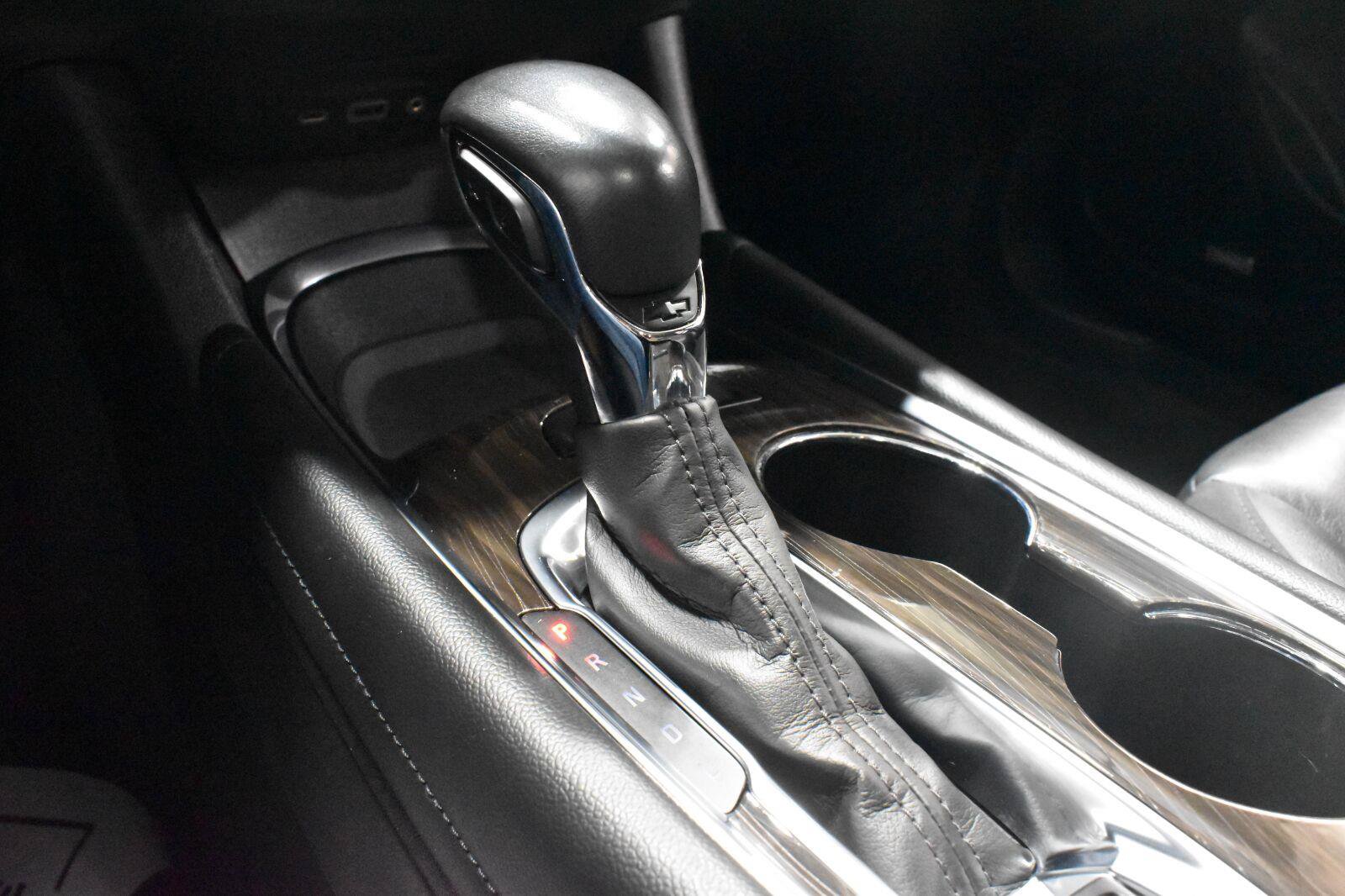Used 2022 Chevrolet Malibu Premier FWD image 20