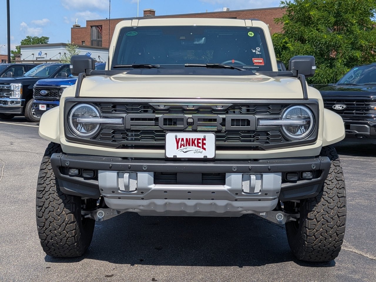 New 2026 Ford Bronco Raptor AWD/4WD image 9