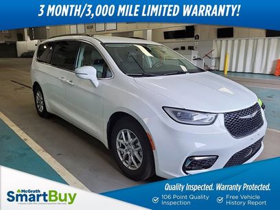 Used 2022 Chrysler Pacifica Touring-L