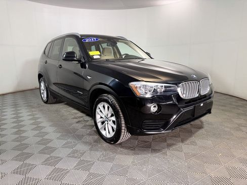 Used 2017 BMW X3 xDrive28i image 9