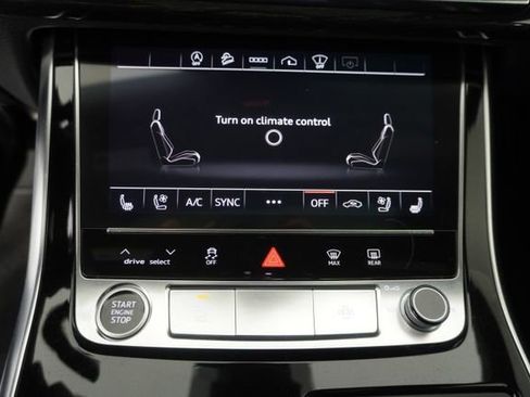Used 2021 Audi Q8 Prestige w/ Prestige Package image 29